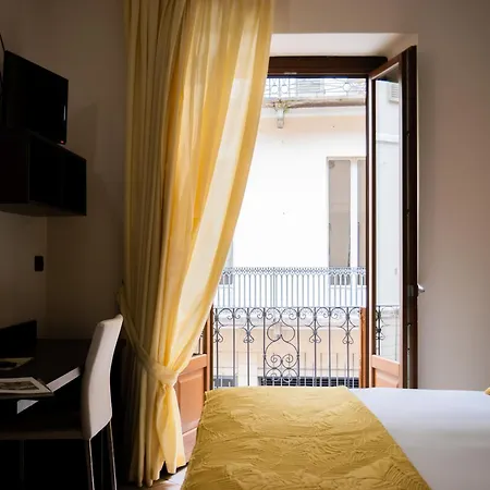 Ligure 2* Κούνεο