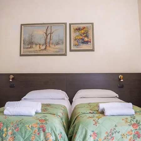 Hotell Ligure 3*