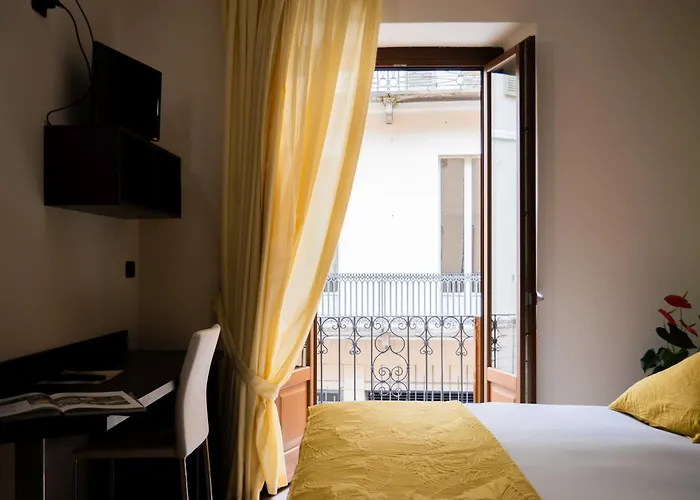 Ligure 2* Κούνεο